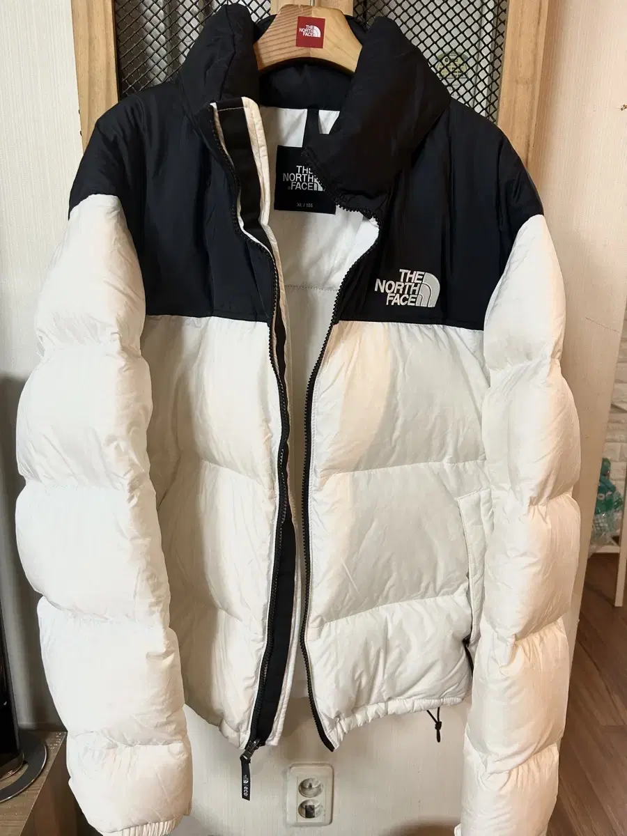 The North Face 1996 Eco Nopsi Jacket White XL