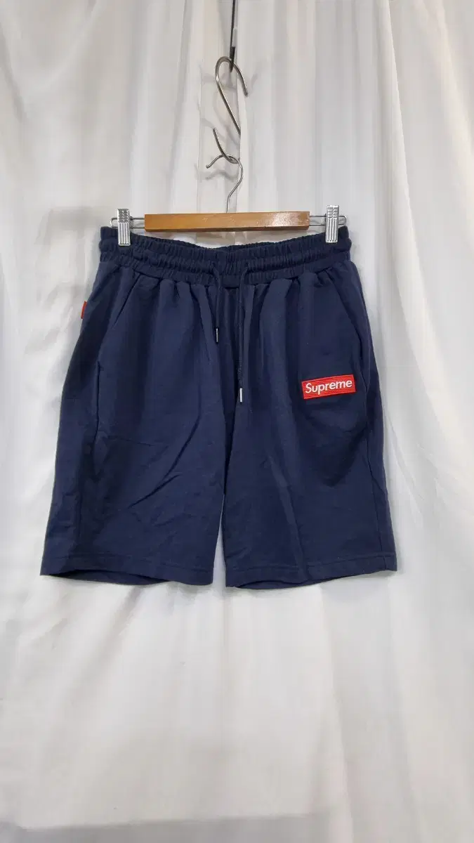 Supreme Unisex Vahn XL