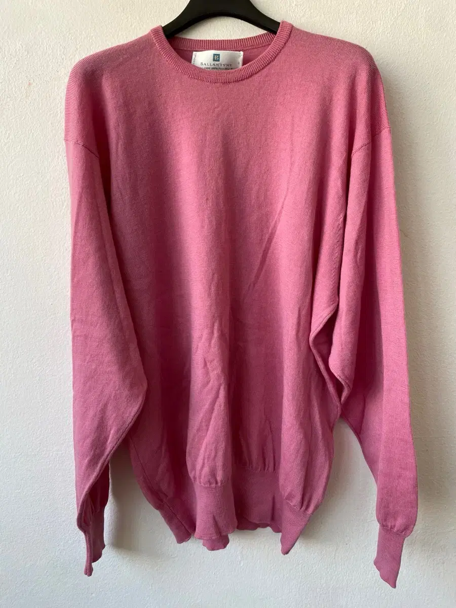 Valentine man is pink men's pure merino wool100 round knit