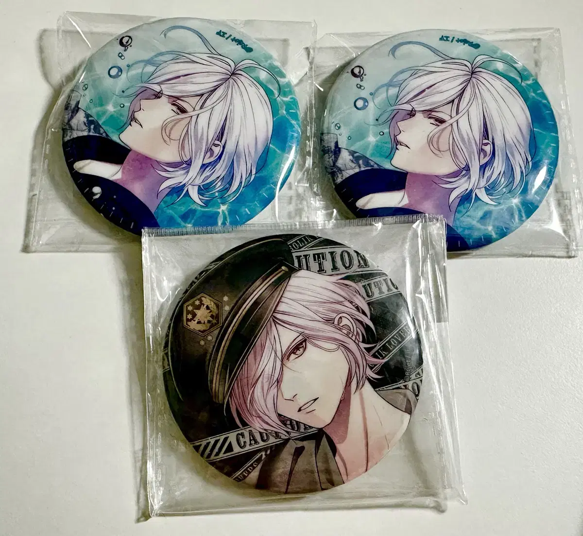 Bulk of 3 Diabolical Lovers Sakamaki Subaru Can Badges