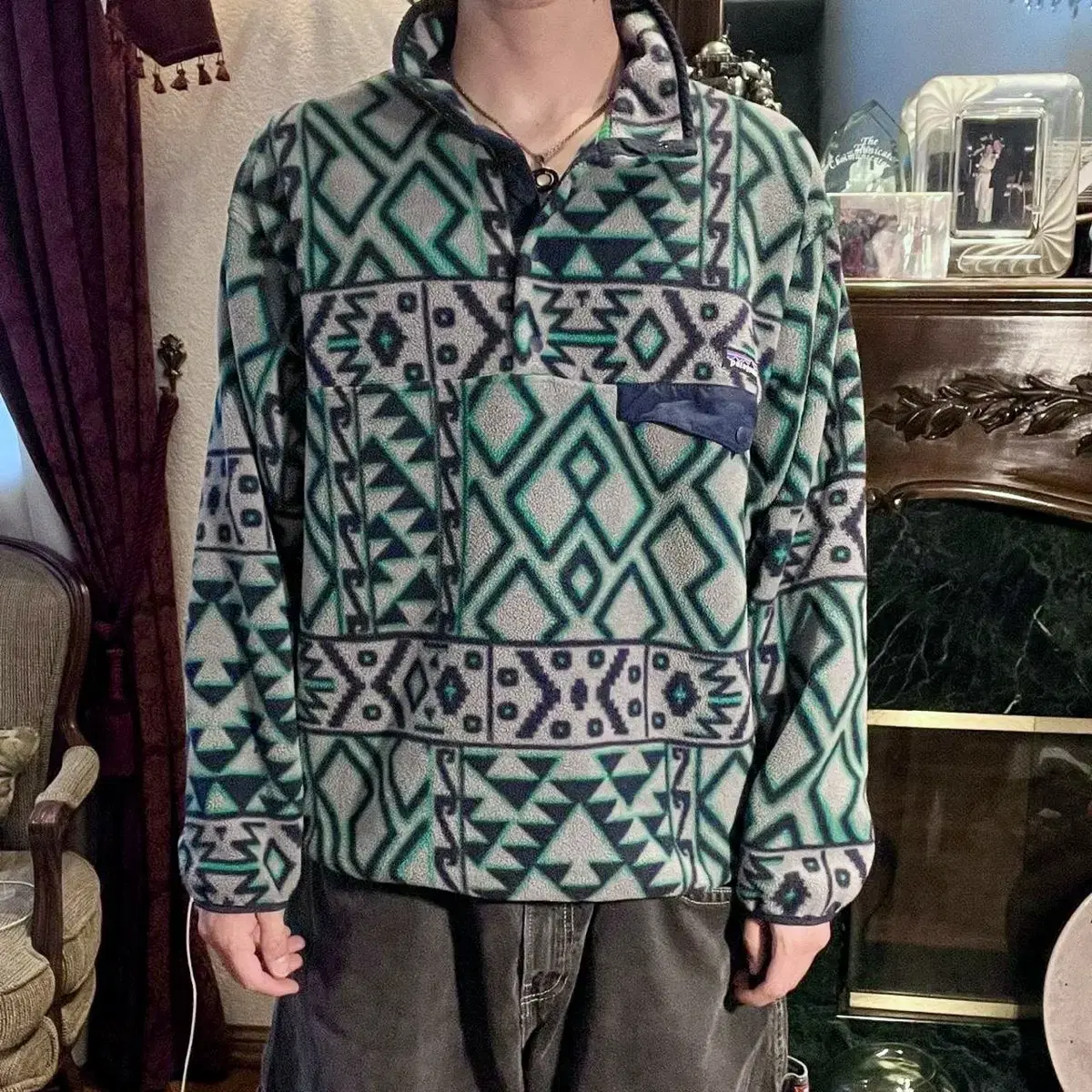 Patagonia Sinchilla Snapty Aztec L