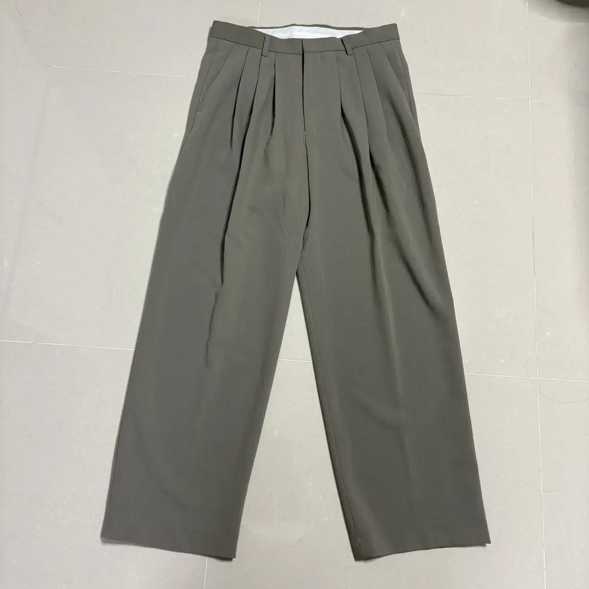 Genuine Tae Young Wide Leg Pants Three-Tuck Slacks Pants 32