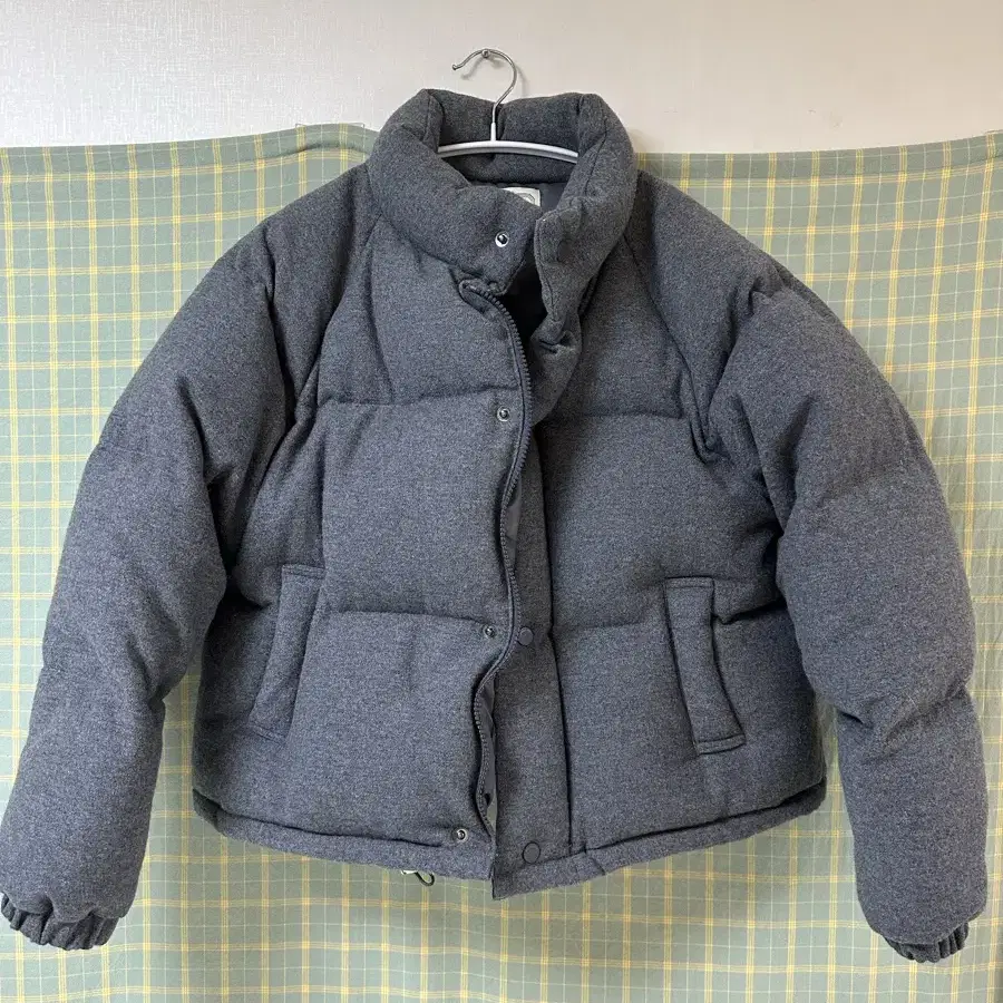 Midhope Wool Down Jacket Gray 스무드무드 패딩