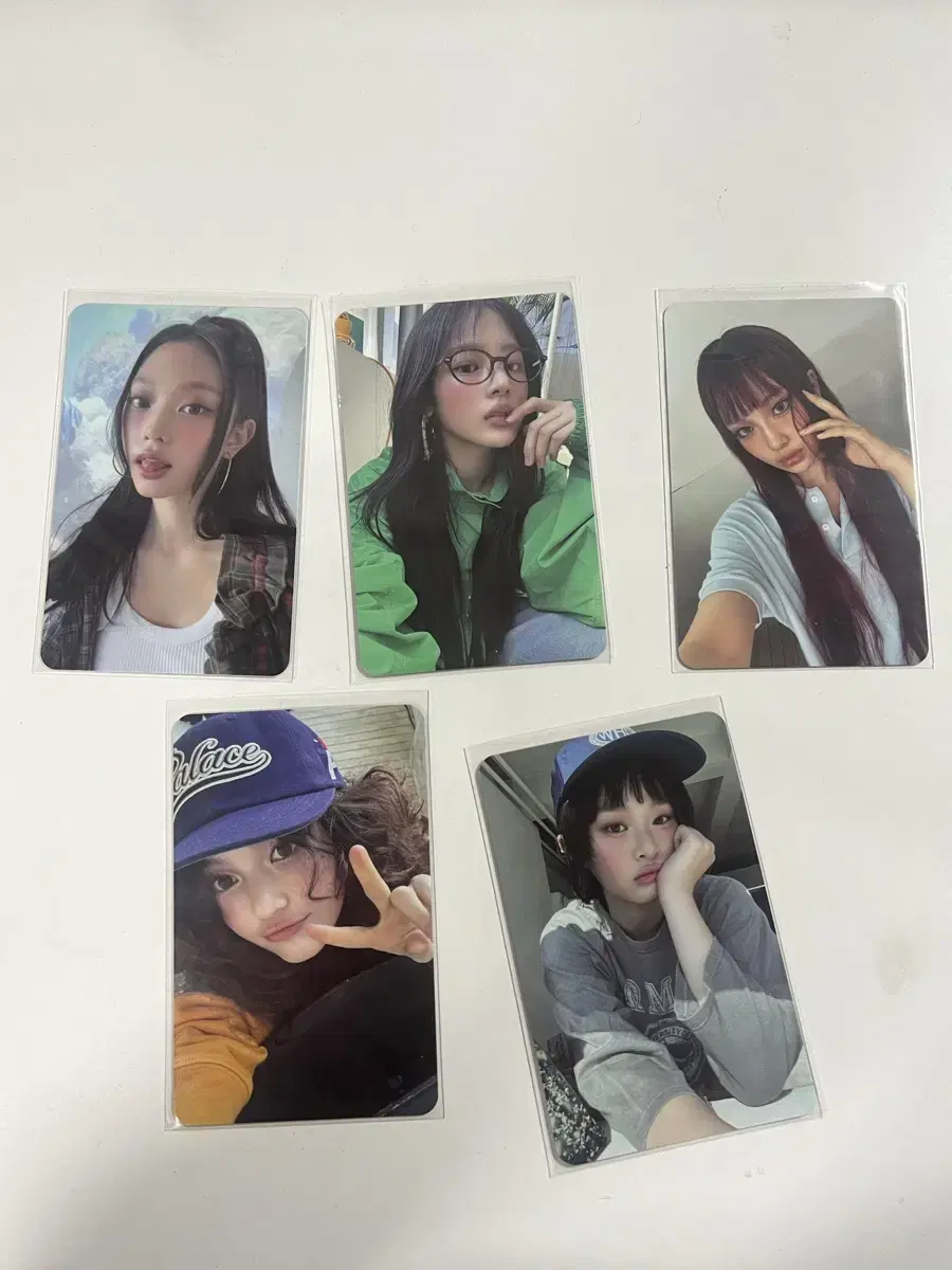 New Jeans HouseTweet photocard in bulk