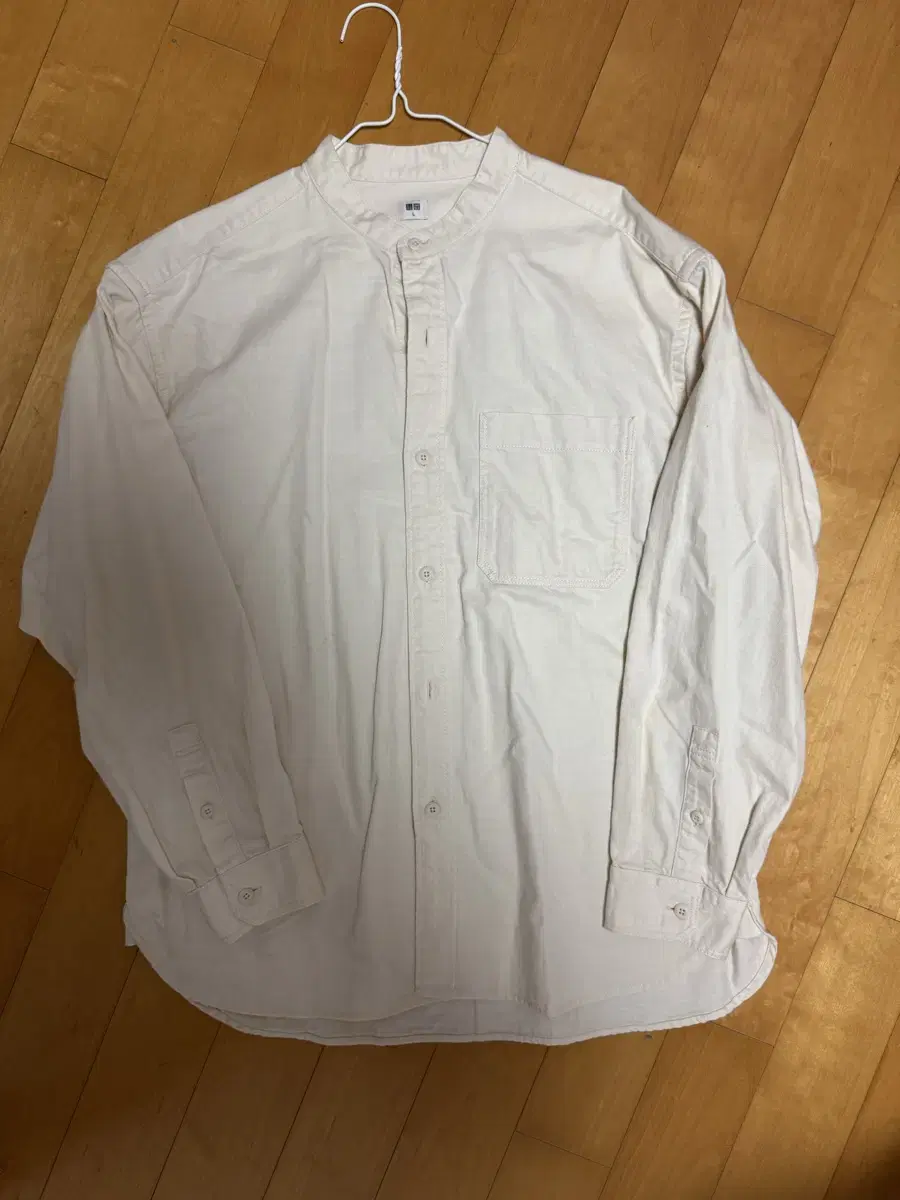 Uniqlo China Kara Oxford shirt Ivory size L