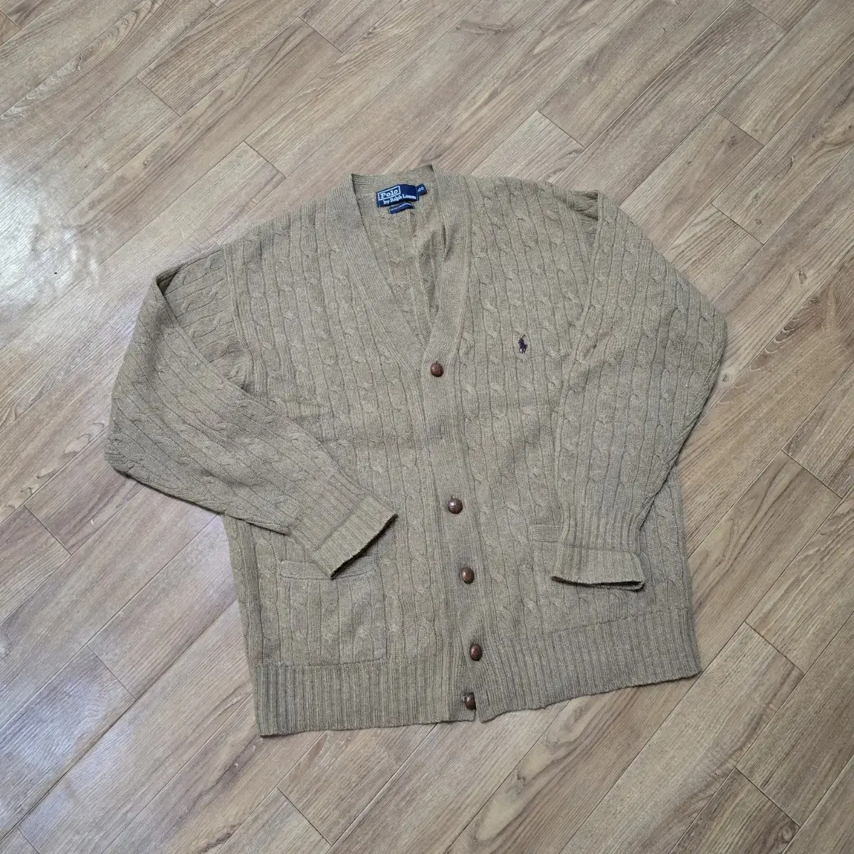 Polo pretzel knit cardigan 100