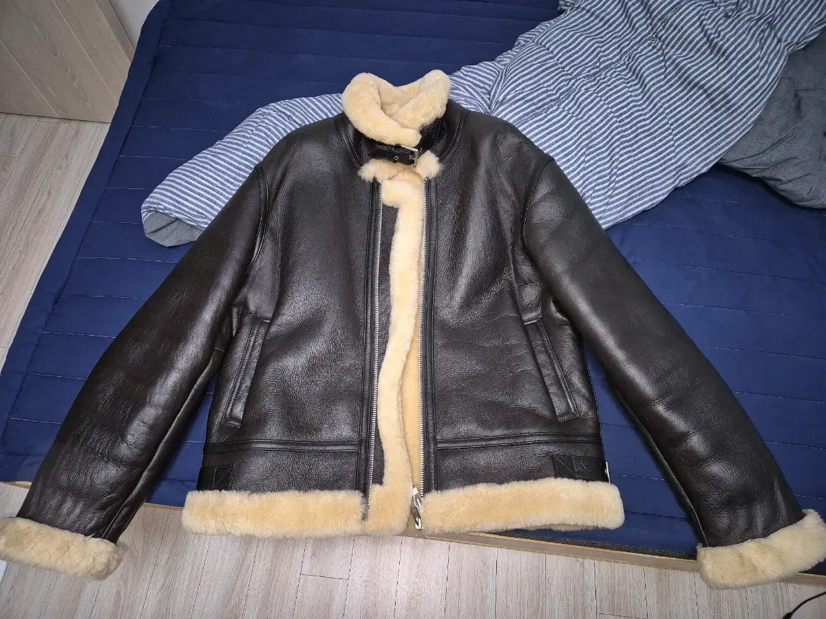 DopeJay Oversized Real Mustang Sheepskin Brown / size