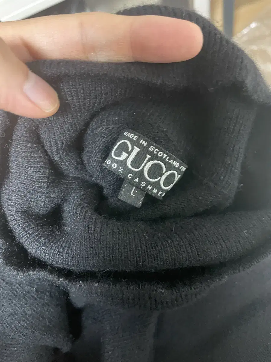 Gucci 100% Cashmere Turtleneck