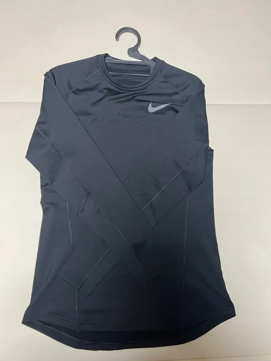 Nike Training Long Sleeve Tee M sells