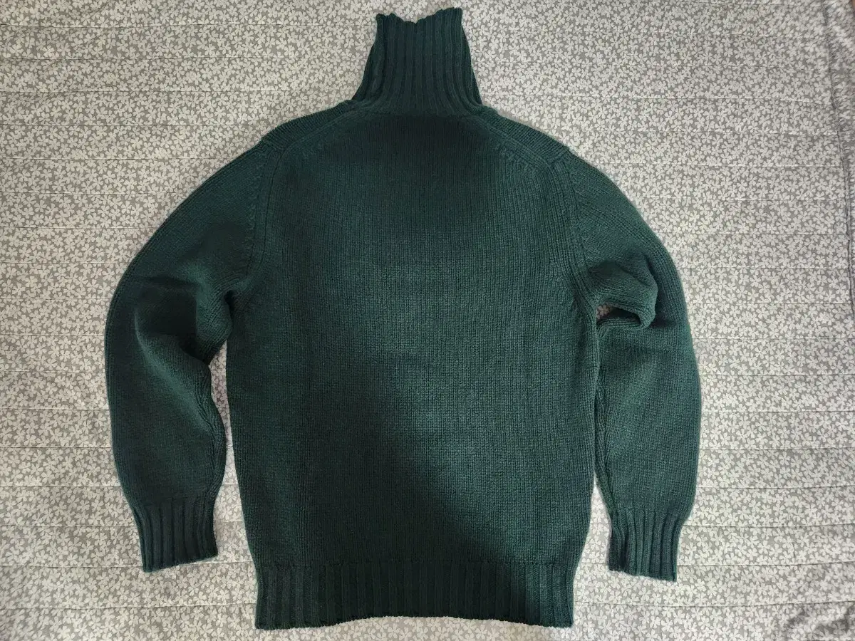 Drex Turtleneck Knit Forest Green