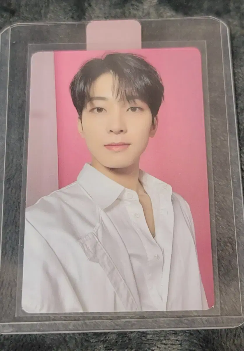 Seventeen wonwoo photocard wts cafe tc cellphone 71 unstanning disposal Quick sale feeding