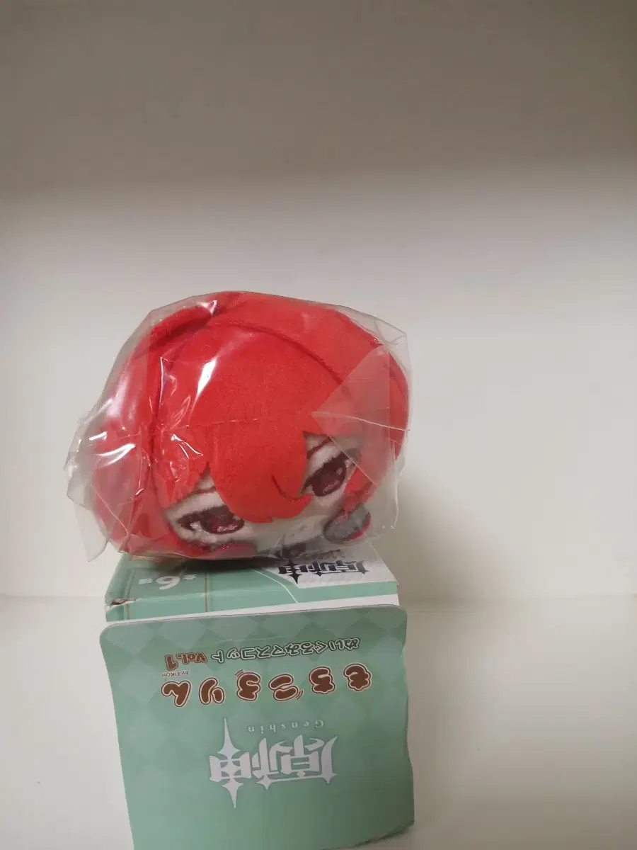 Genshin Impact Official Mochi Doll (Diluc)