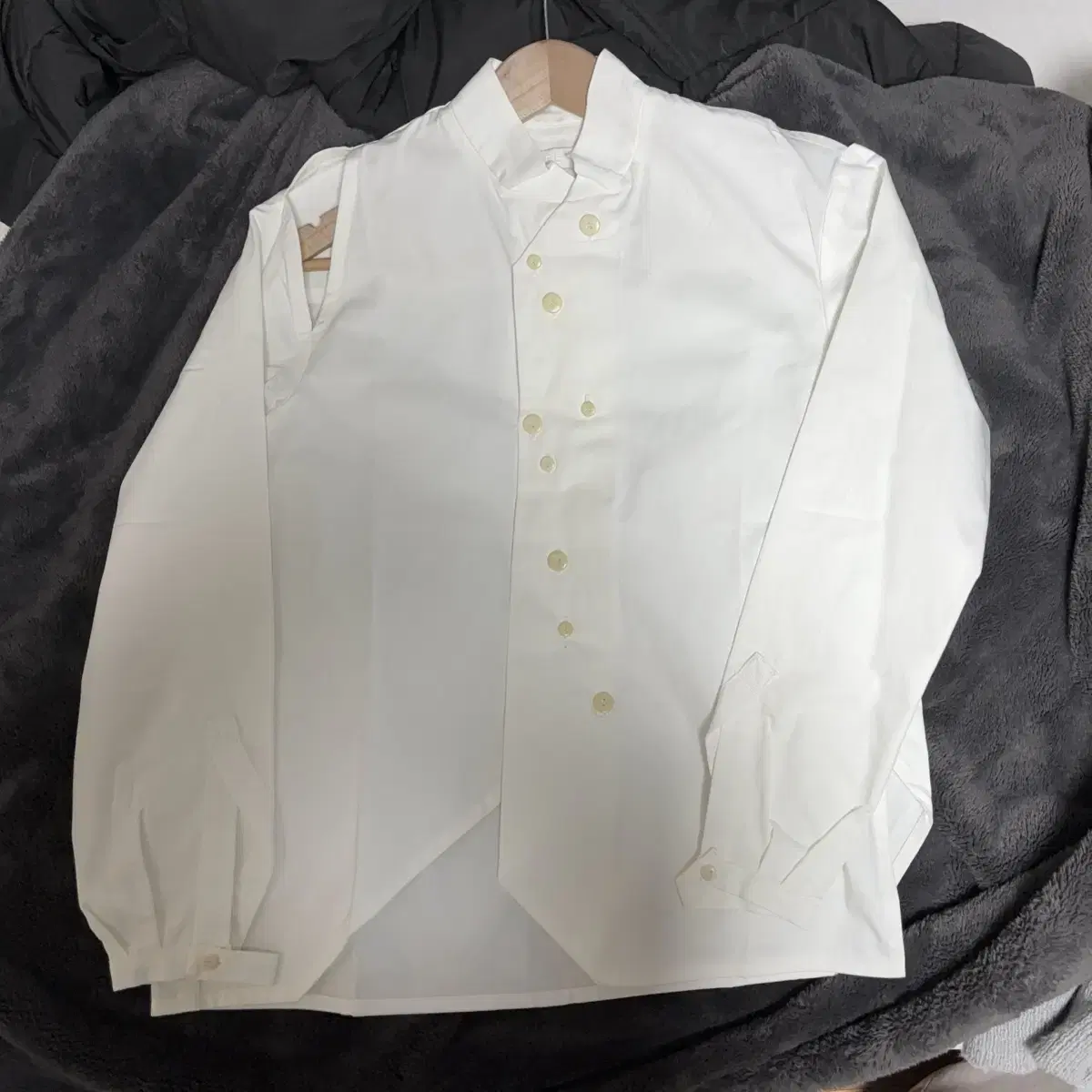 피비 잉글리쉬 아데쿠베 Phoebe english shirt 셔츠