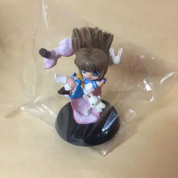 미개봉 원더랜드 미유키짱 CLAMP in 3D LAND 피규어