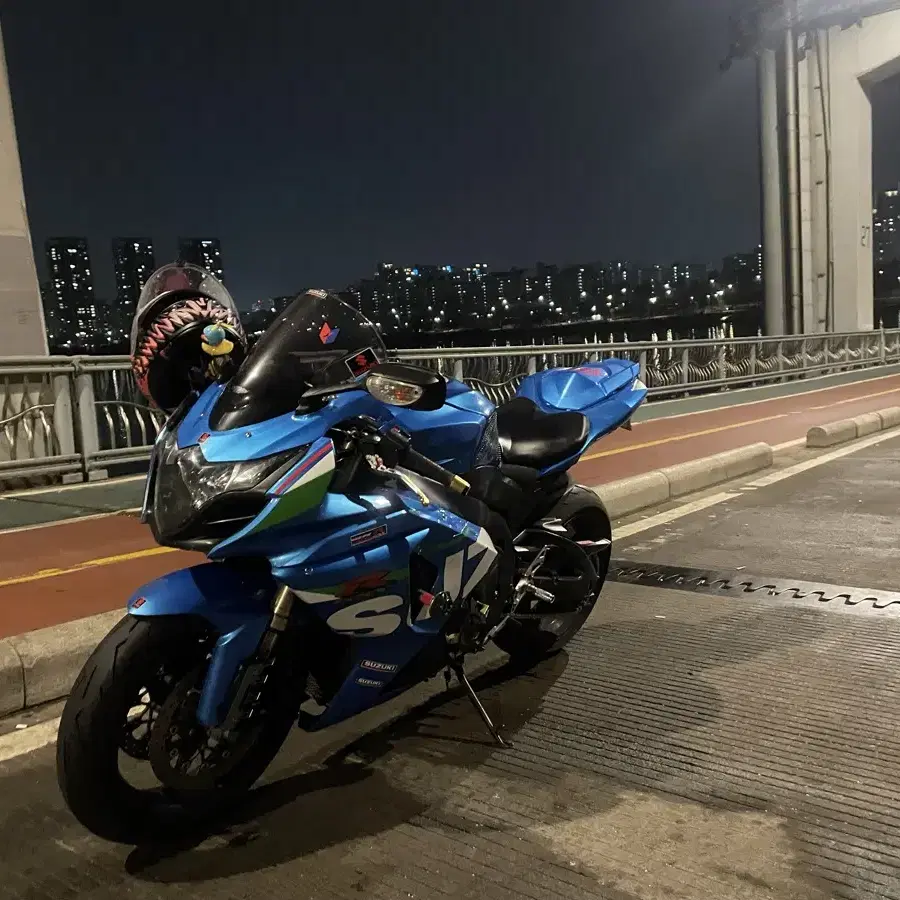 2010 GSX R1000