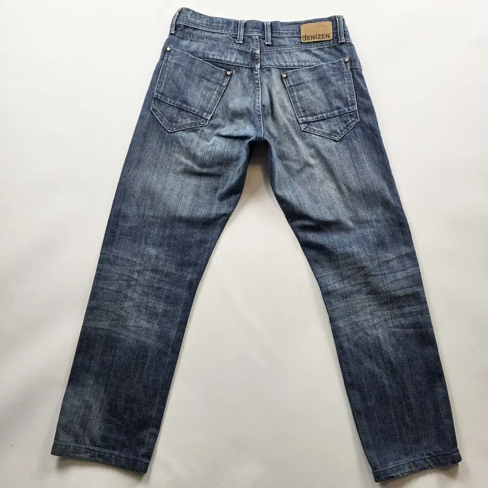 Levi's Denim Jeans Dated Denim Size 33 NO.7272