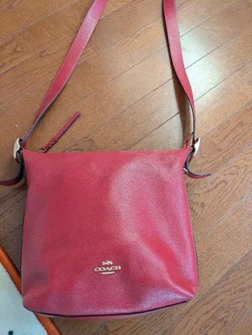 코치 숄더백
