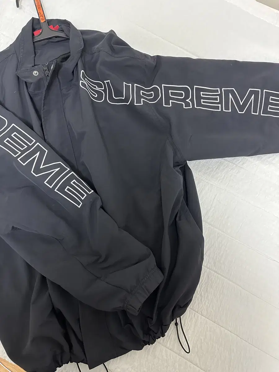 I'm selling Supreme Spellout FW 24