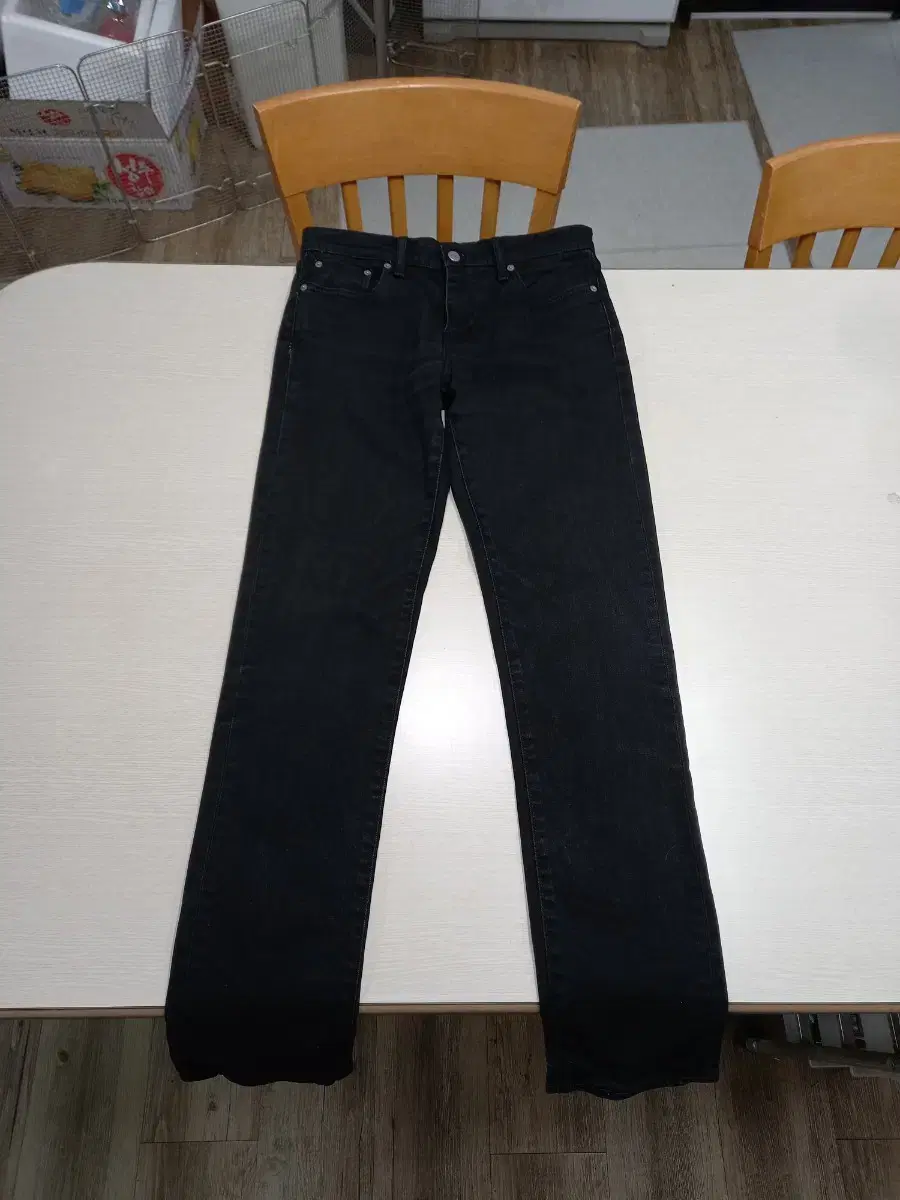 30 Levi's 511 Pakistani Span Slim Straight-Jin Black 30-917