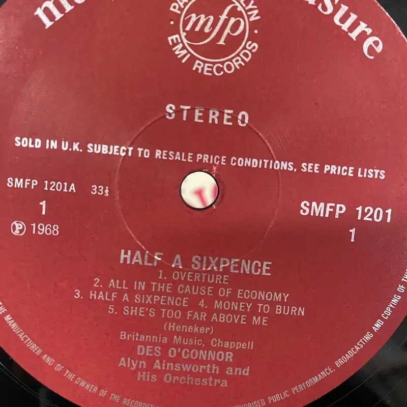 HALF A SIXPENCE LP / AA6416