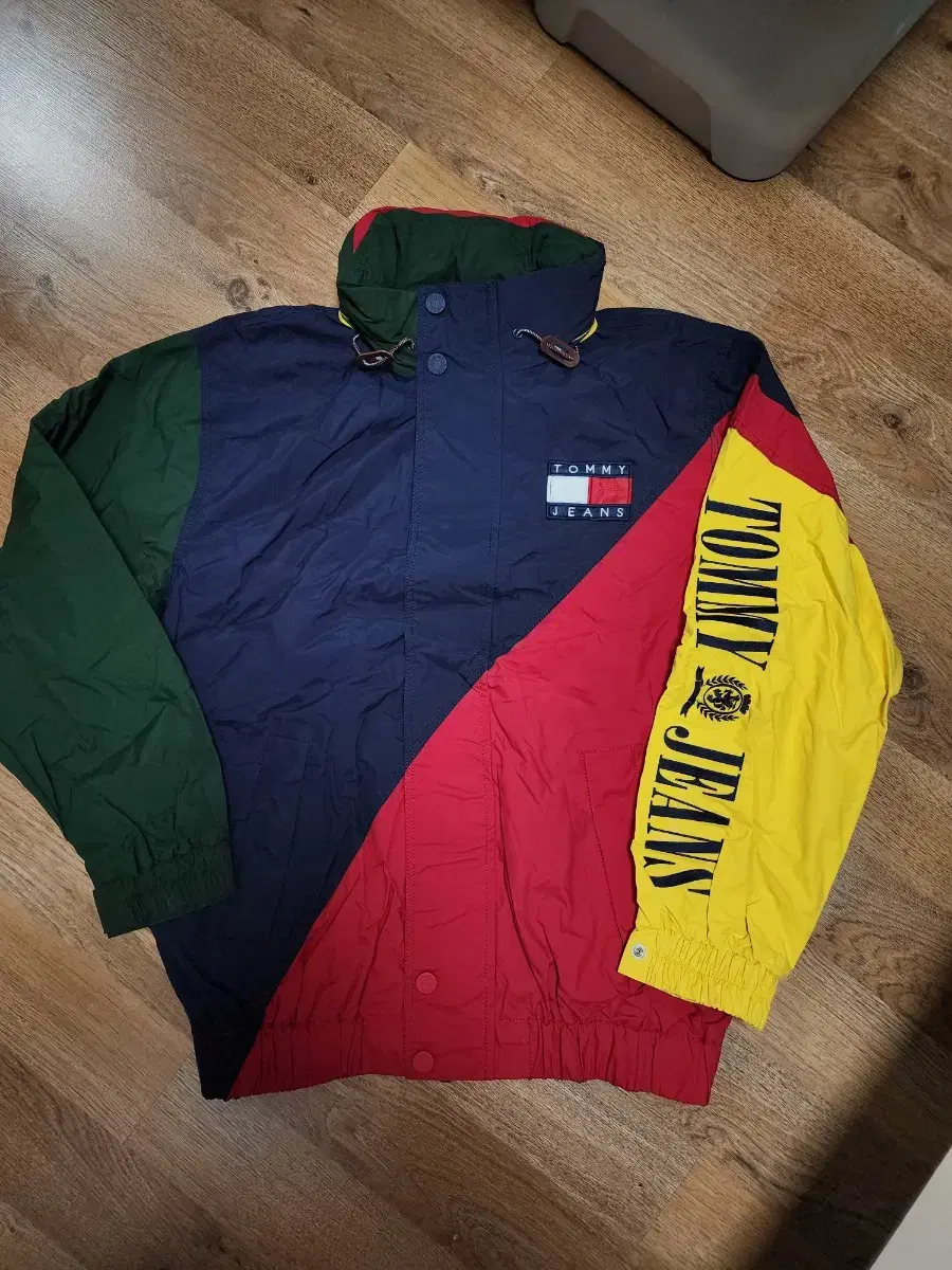 TAKPO)2017 Tommy Jins Sailing Gear Big Logo Windbreaker Jacket S