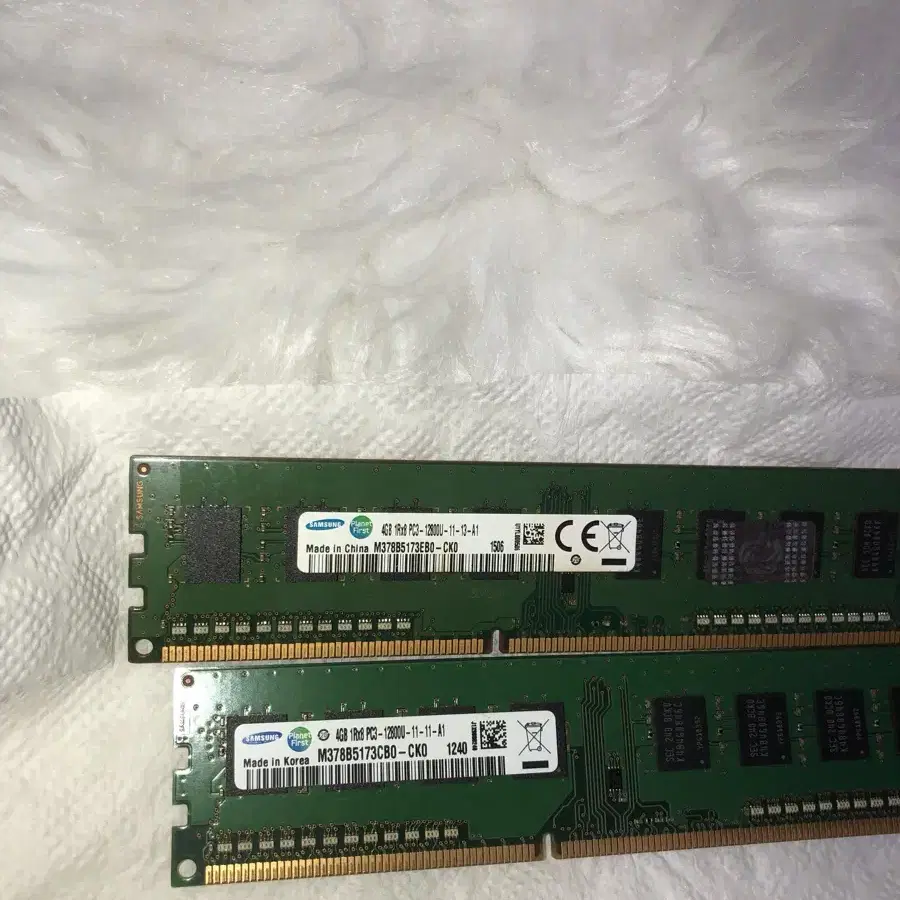 DDR3 12800U 4기가 두개 (RAM)