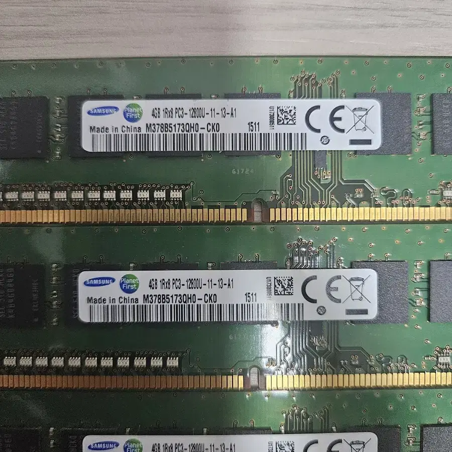 갤럭시 gtx960 2gb 화이트 + 12gb ram 램