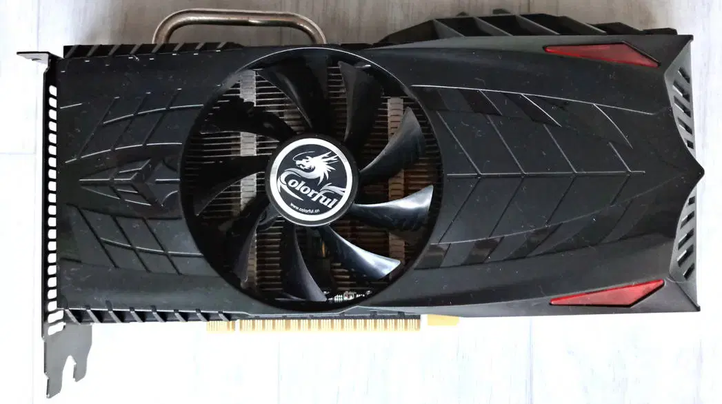 GTX550Ti 1GB Colorful그래픽카드(보조전원:6핀)