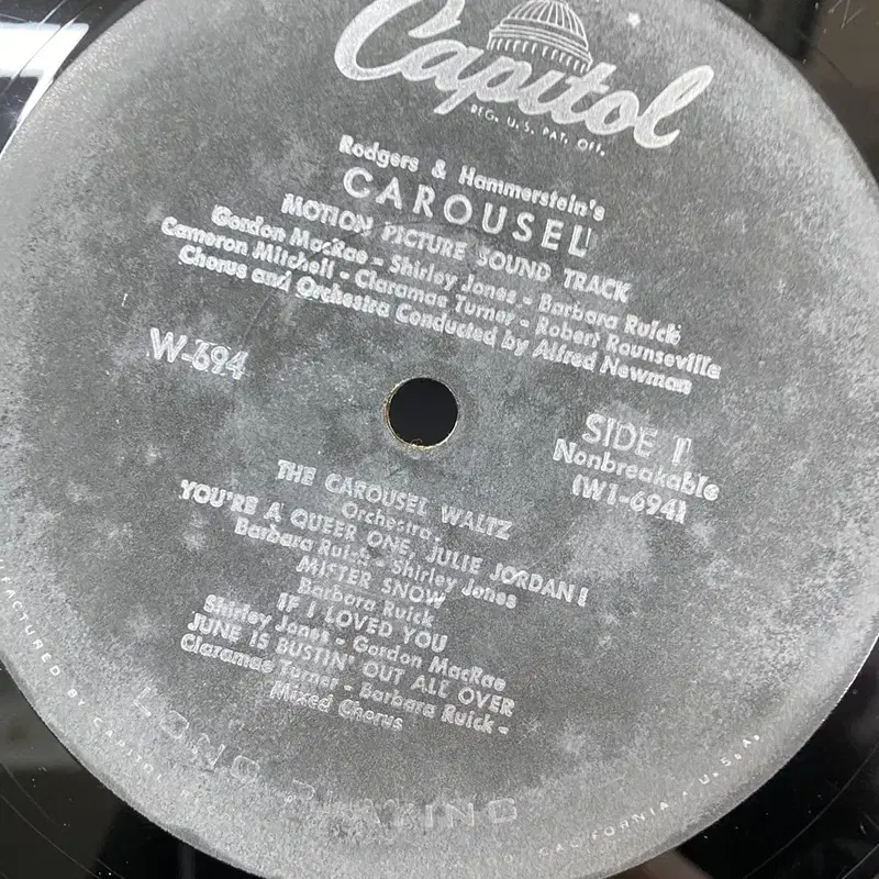 CAROUSEL LP / AA6432