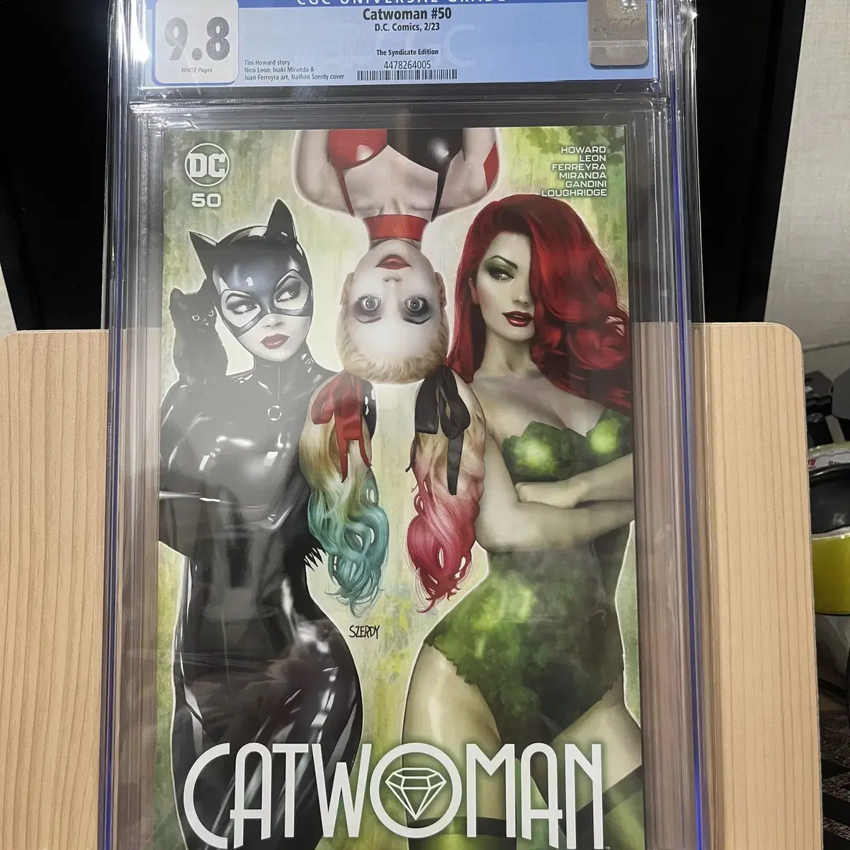 DC코믹스 미국 만화 캣우먼 CGC9.8등급