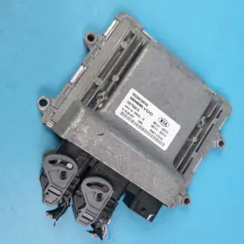 기아 로체 ECU 39141-25771 / 39111-25771