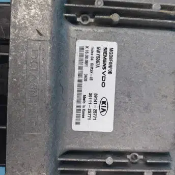 기아 로체 ECU 39141-25771 / 39111-25771