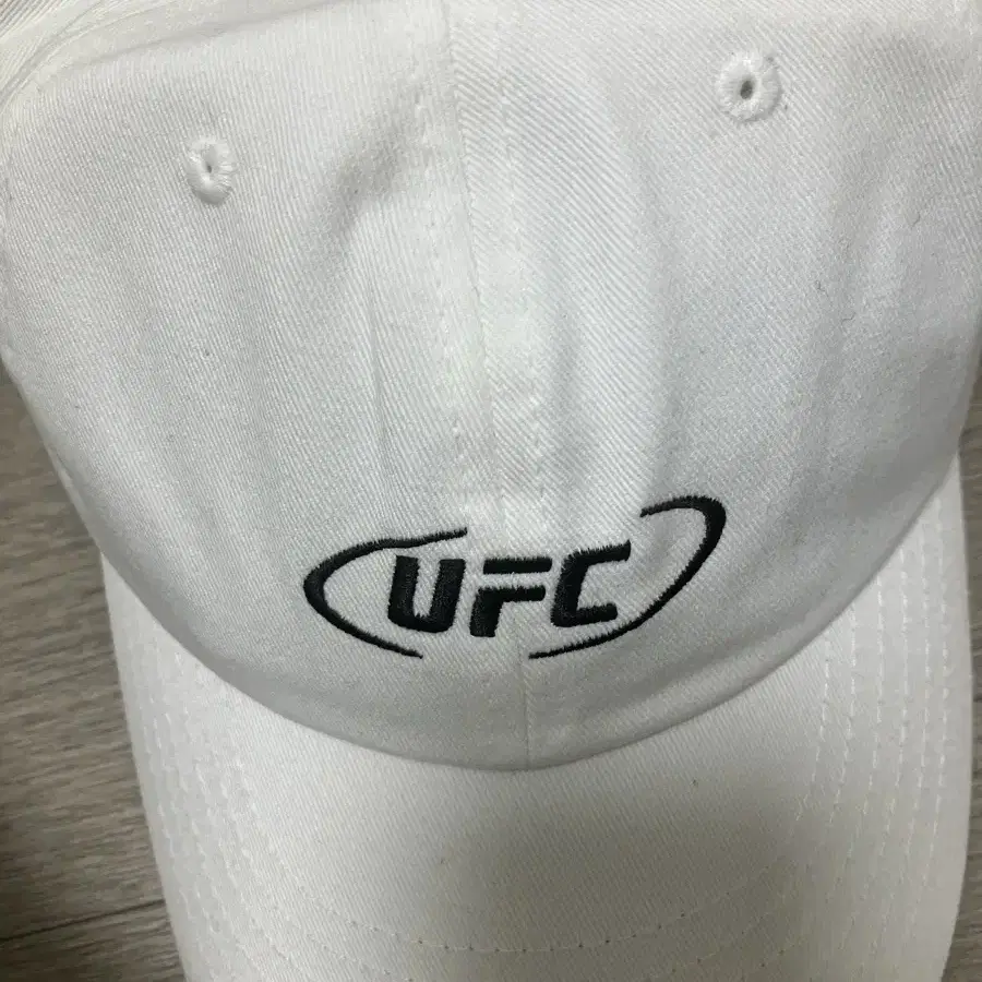 UFC white 캡모자 FREE사이즈(페레이라)