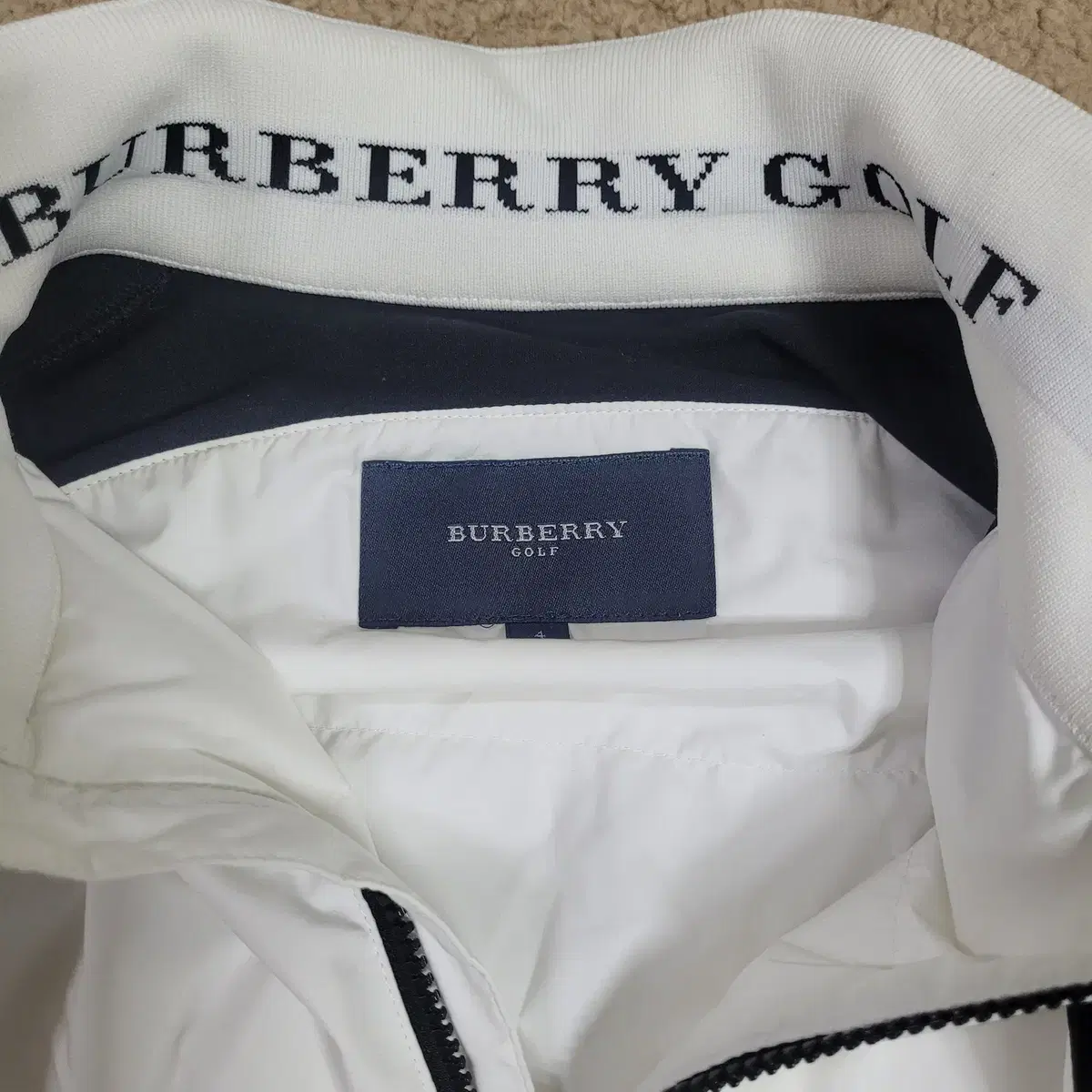 BURBERRY (버버리 골프) 바람막이 105호