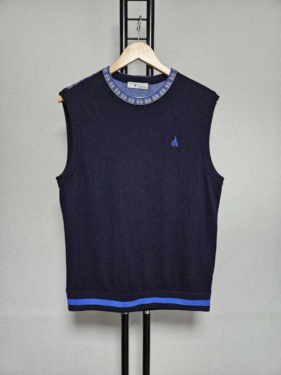 100 Beanpole BEANPOLE Wool Knit Vest