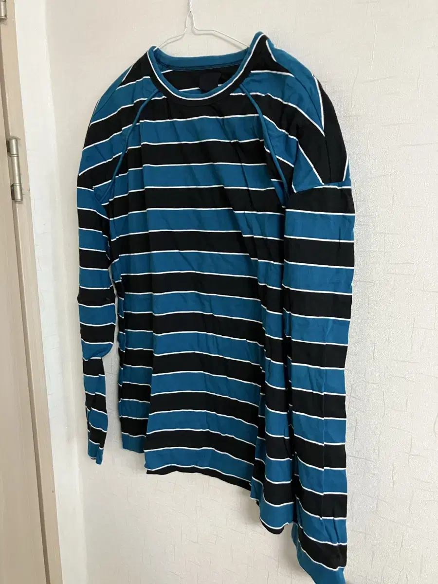 Junge Stripe Long-Sleeved T-shirt 20SS Size S