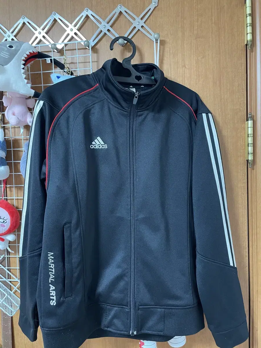 Quick sale Adidas Jersey L