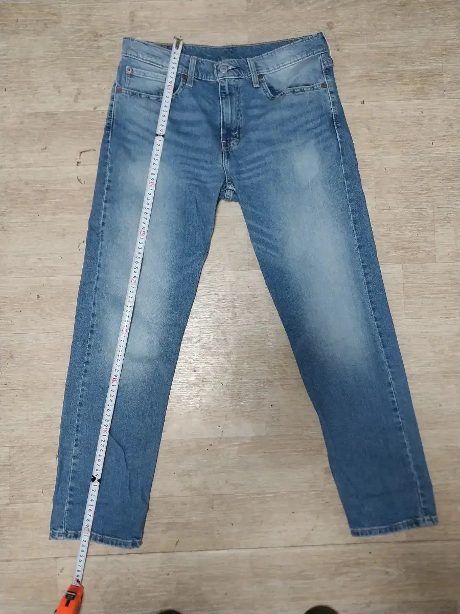 Levi's) Jeans 32