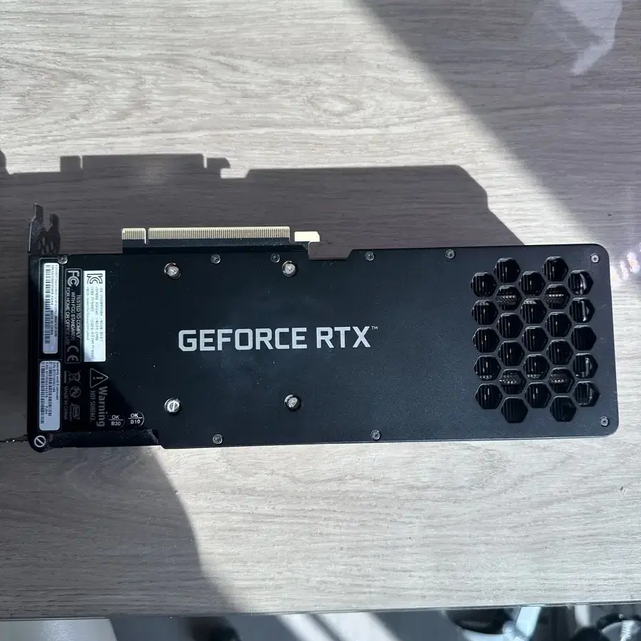 이엠텍 RTX 3080 TI 블랙에디션