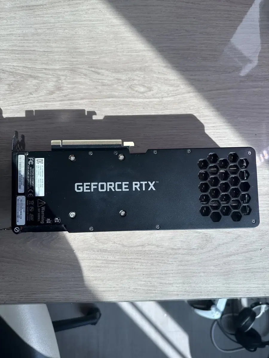 이엠텍 RTX 3080 TI 블랙에디션