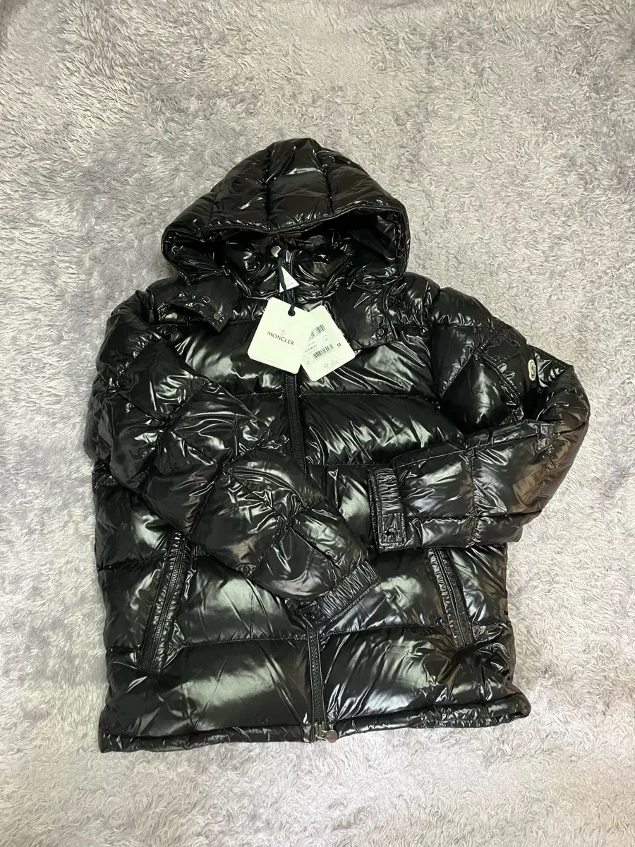 Moncler 1A53600 maya Padded Black