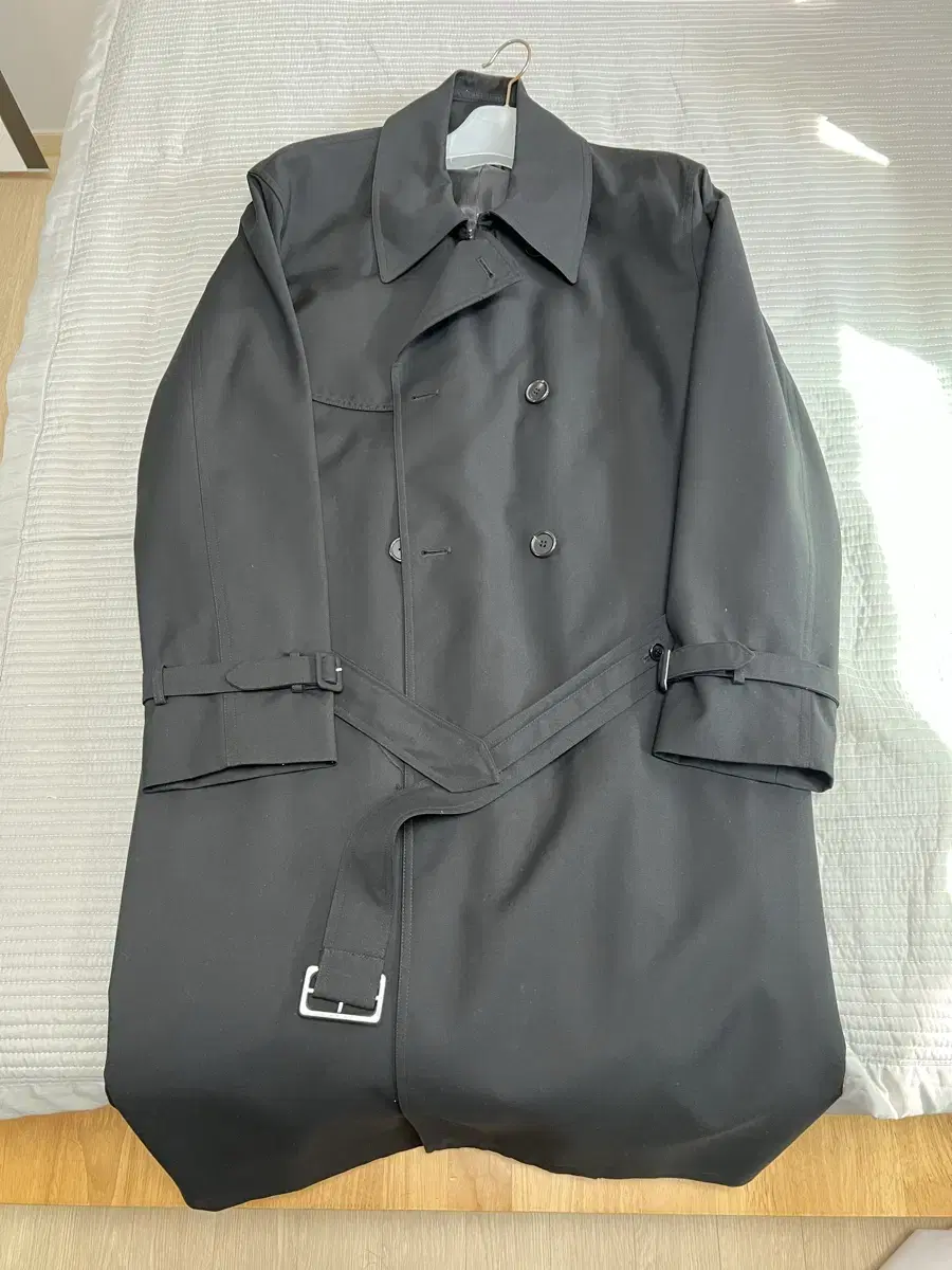 MMGL Trench Coat Size 4 (XL)