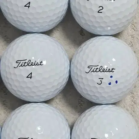 특A급 타이틀리스트 pro v1, pro v1x 혼합 30알 로스트볼