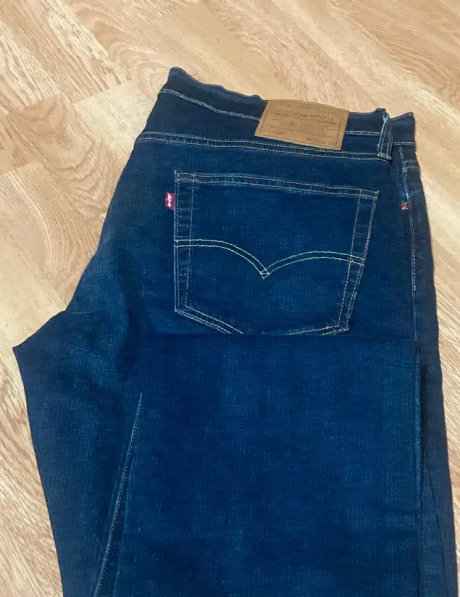 Levi's 502 Tapered Jin 36x32