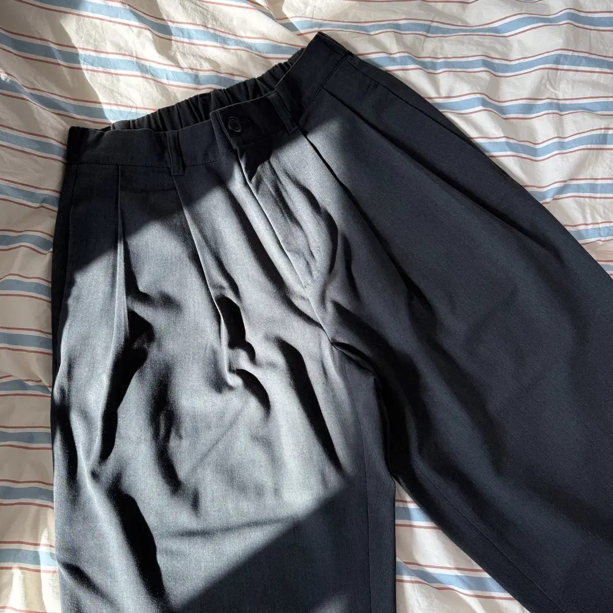 [S] Beyond the Keys Regular Silhouette Pants