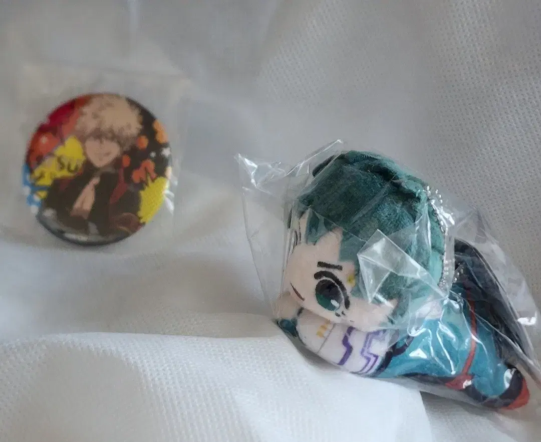 Hiroaka Goods Bakugo Badge, Midoriya Doll