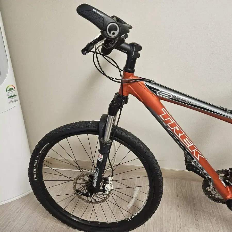 트렉 6300 MTB 자전거 15.5"(에르곤gp3 그립 장착)