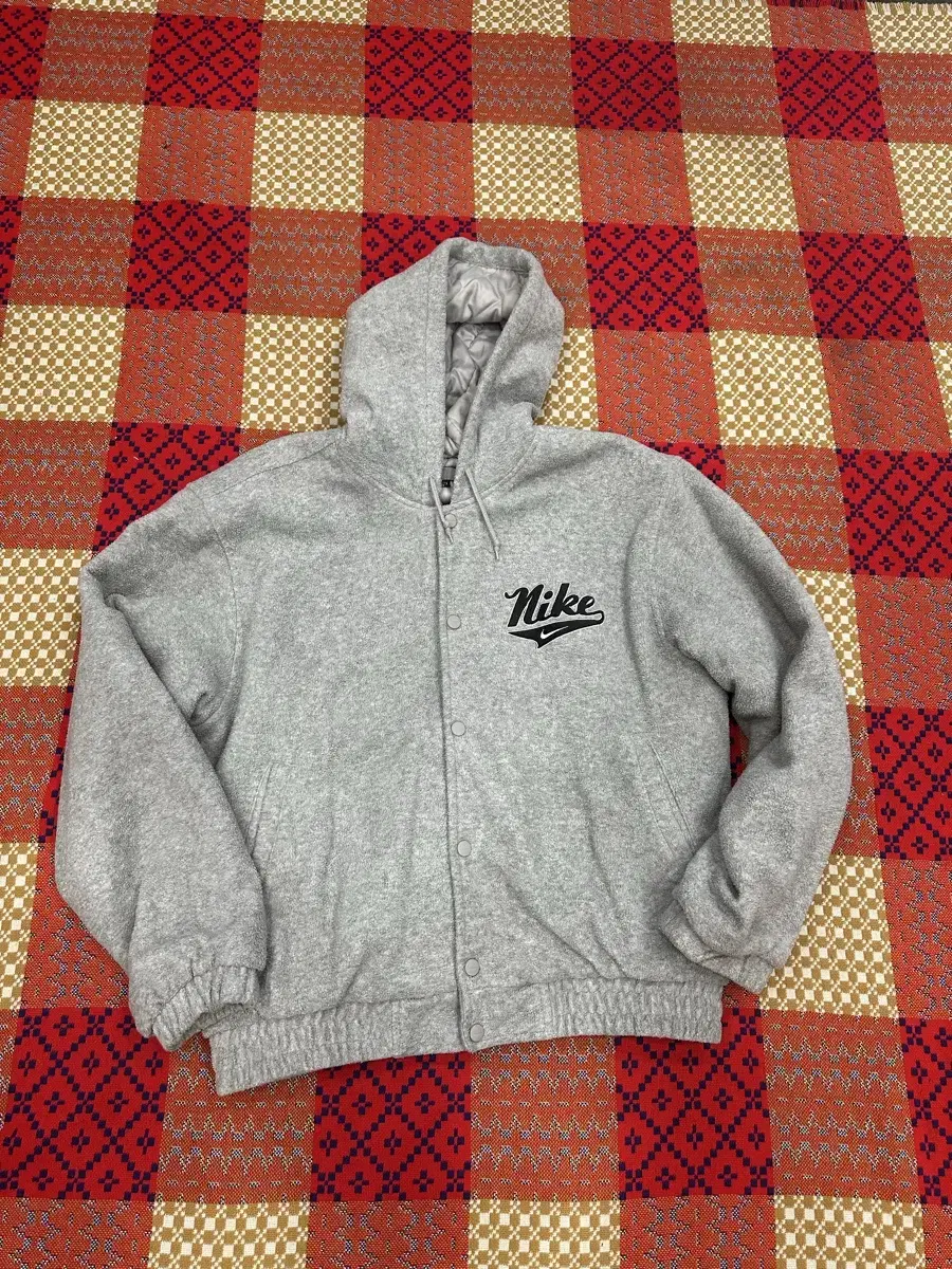 00 Nike Hoodie Jumper Quilted L