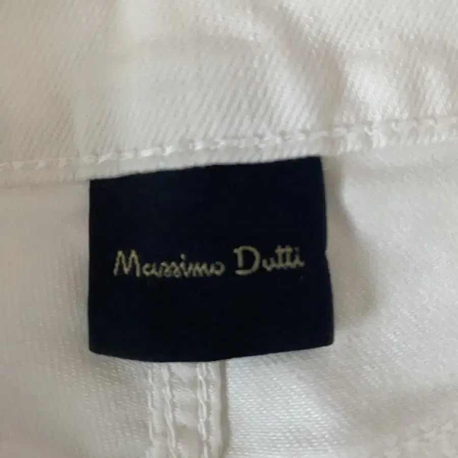 Massimo Dutti 마시모두띠 화이트 데님바지(EUR 36,미착용)