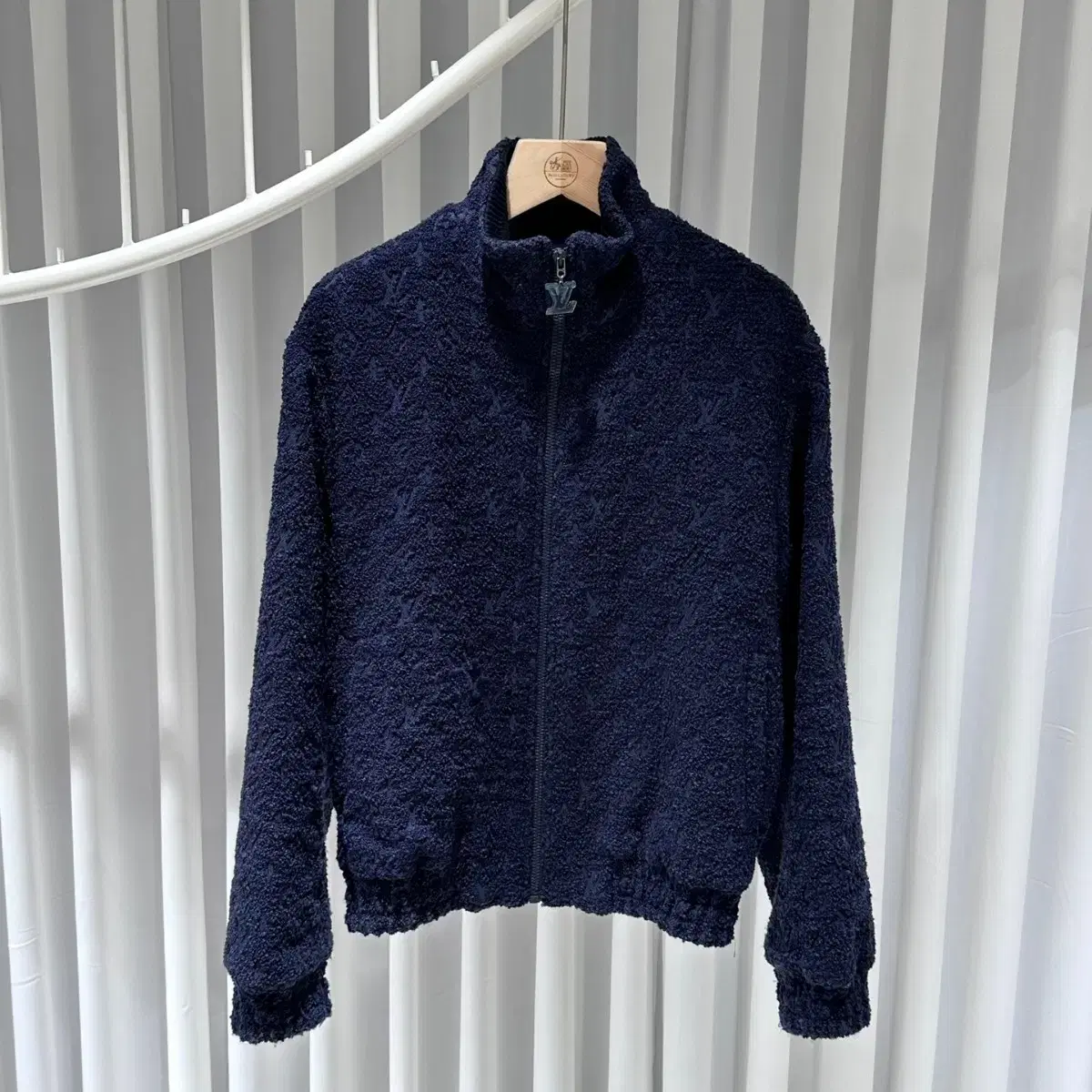 Louis Vuitton Furry Monogram Fleece Jacket / 46